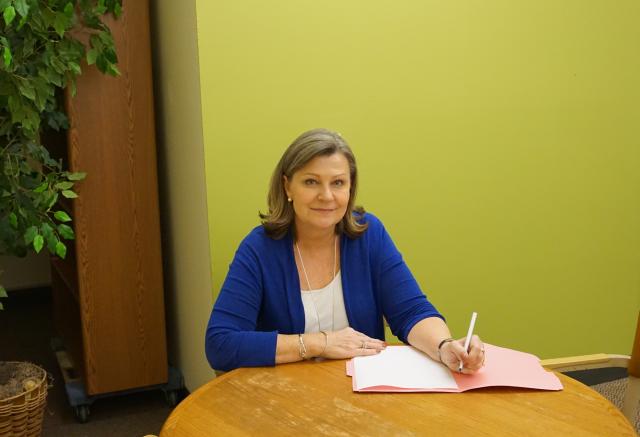 Deb Neubauer, administrator of the Financial Education Center on South Park Street, oversees around 200 volunteers. (Cara Lombardo/Madison Commons)