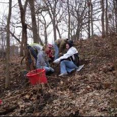 College volunteers in Glenway Children's Park