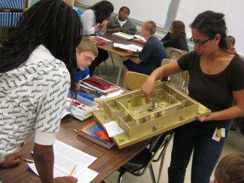 Maya Kadakia, Teaching