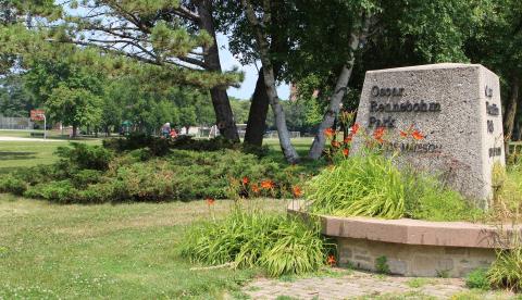 Rennebohm Park Sign