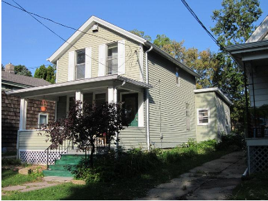 Green apartments in Madison are more than about utility use. Proximity to public transportation access also makes an apartment green. (Susan De Vos)