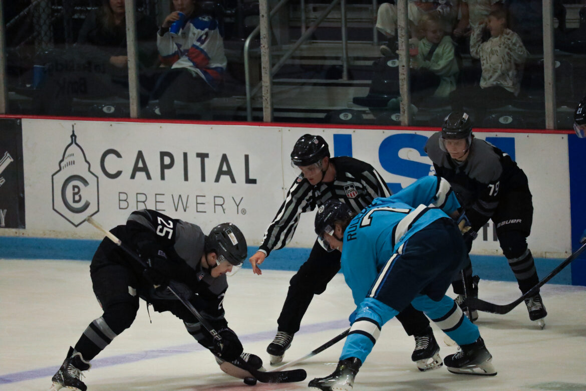 Madison Capitols fall 3-2 to Youngstown Phantoms